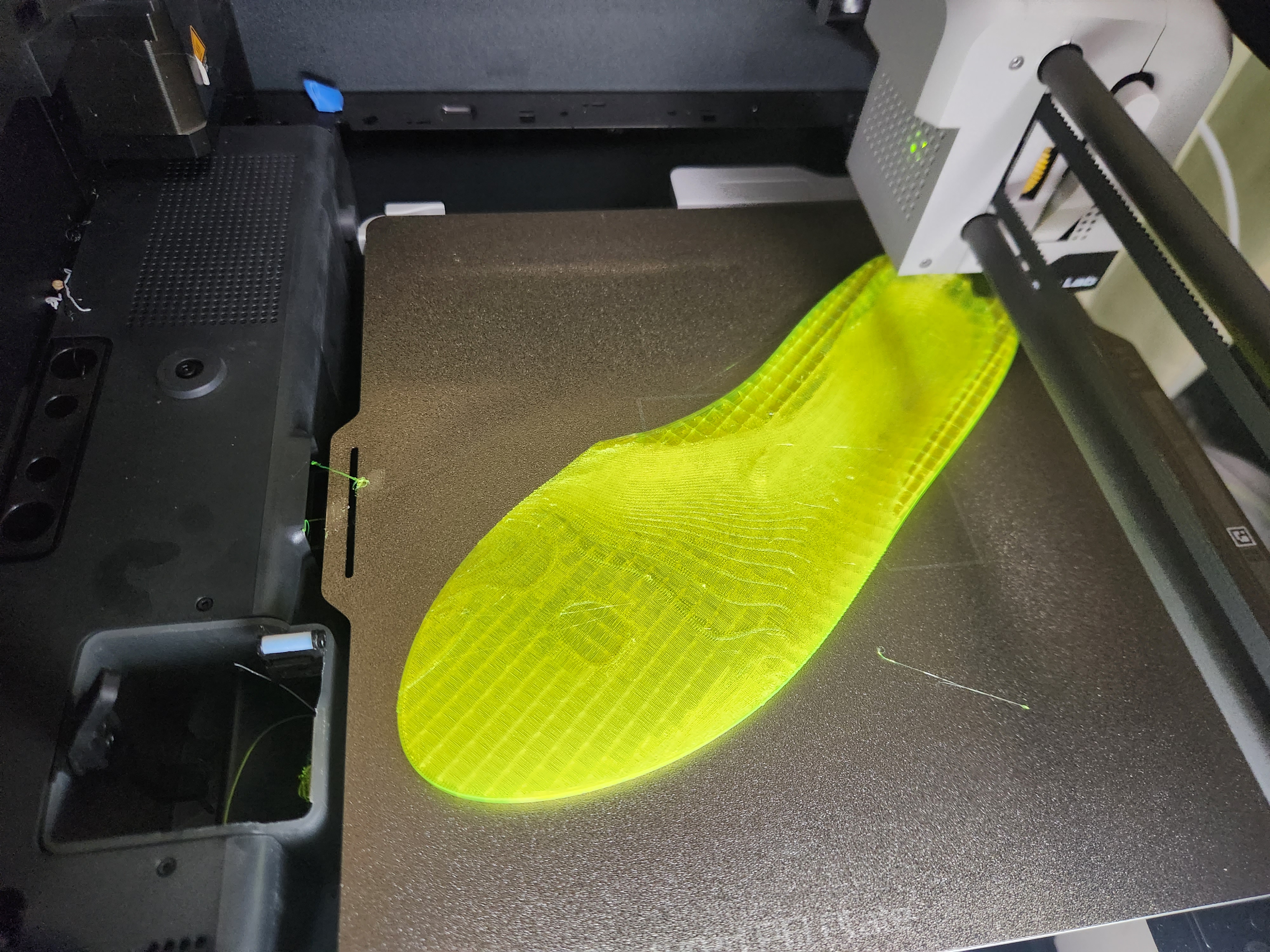 3D printer producing a custom orthotic insole